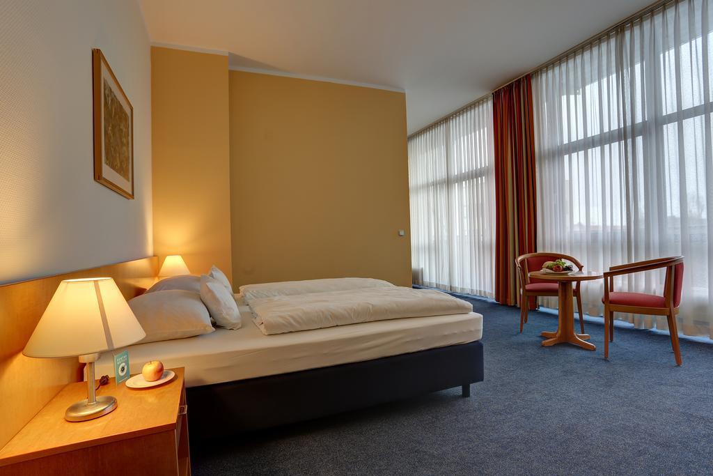Centro Park Hotel Berlin-Neukoelln Dış mekan fotoğraf